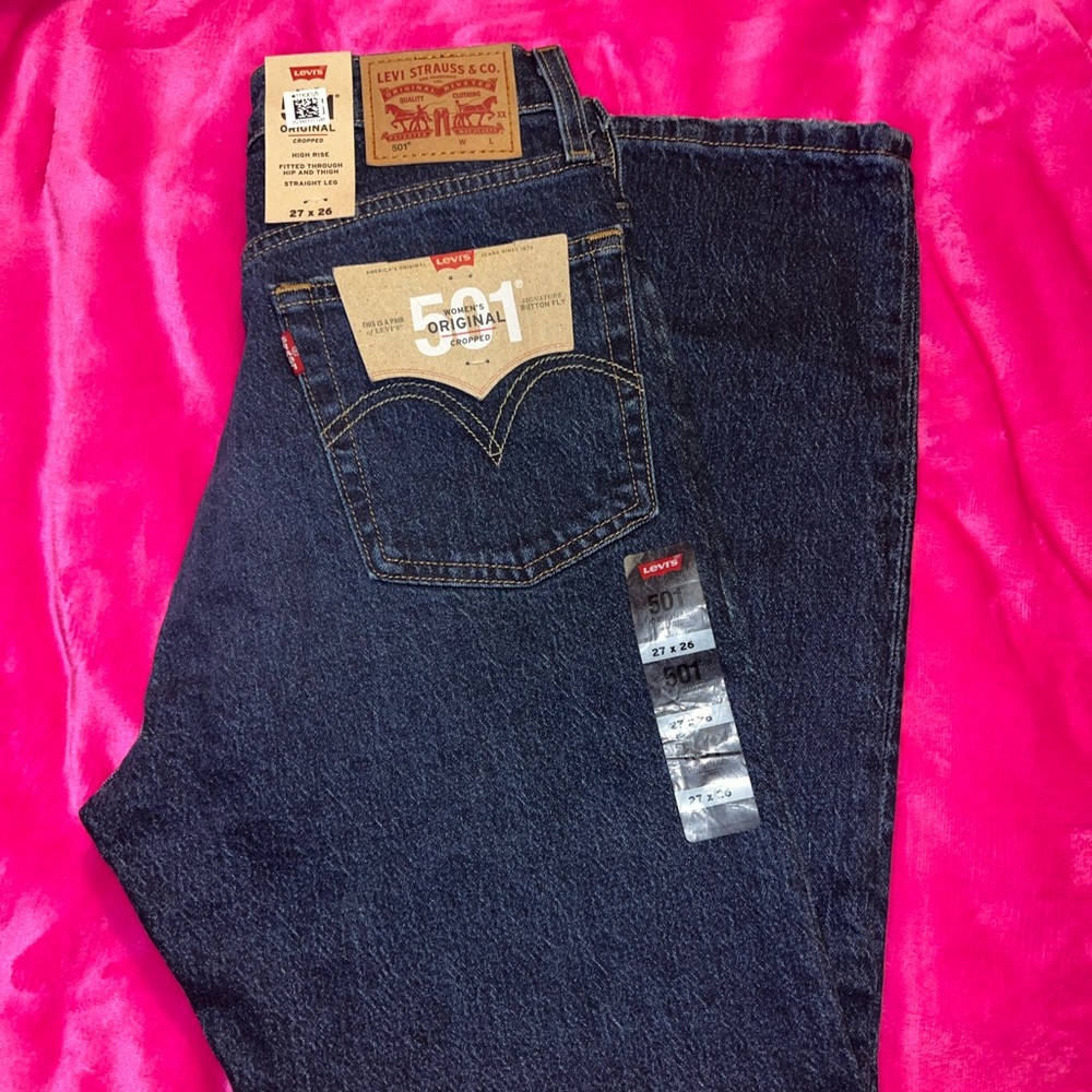 Brand new Levis 501 cropped jeans size 27 waist 26 inseam new with tags attached